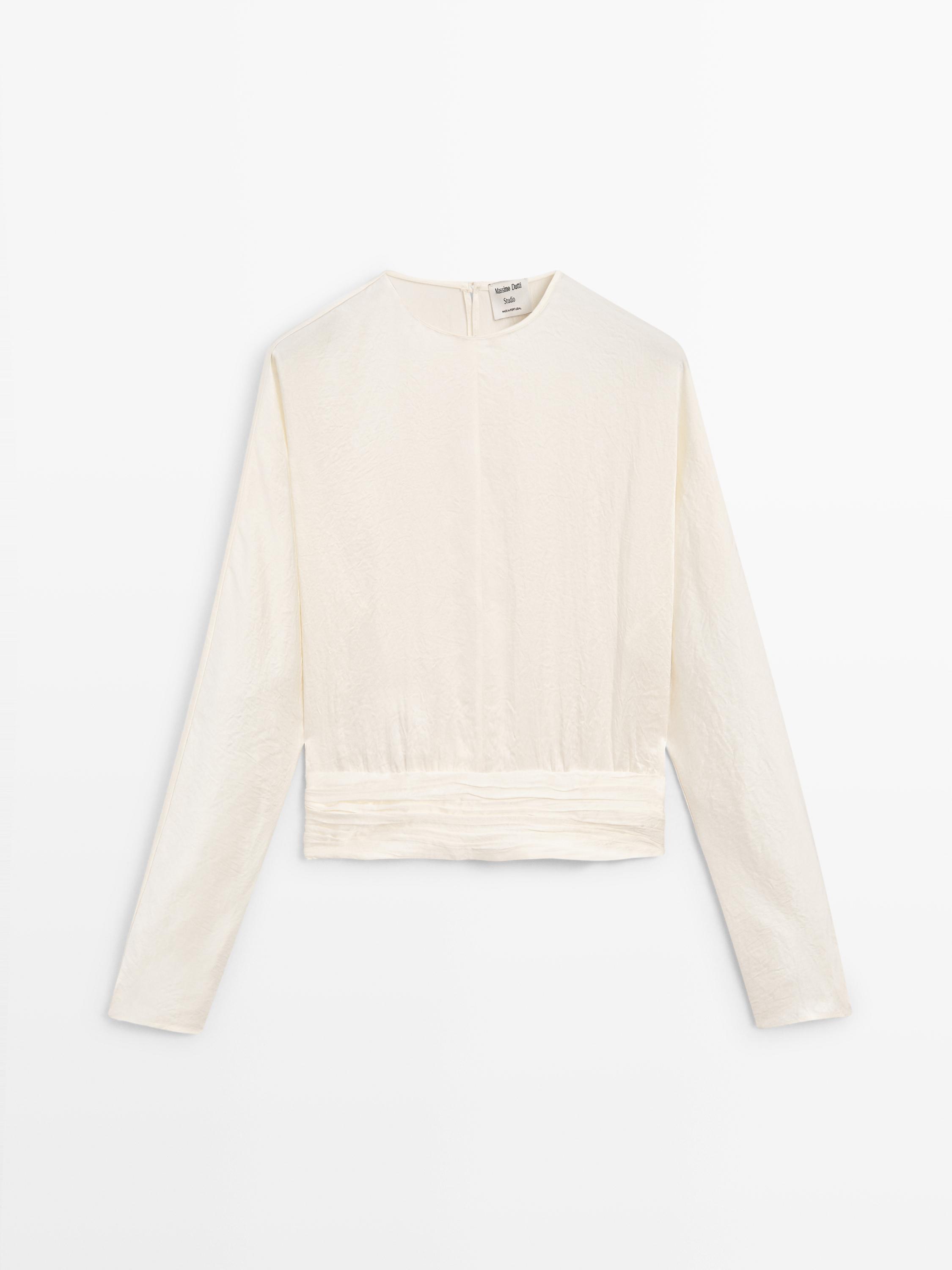 Blouse with gathered details - STUDIO